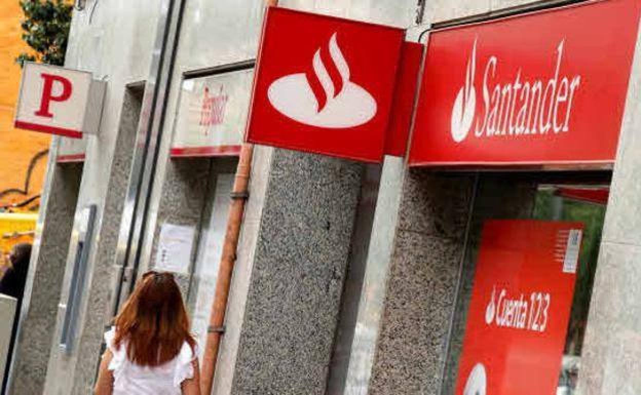 Warning To Santander Bank Clients About Attempts To Steal Passwords And Warning To Santander Bank Clients About Attempts To Steal Passwords And